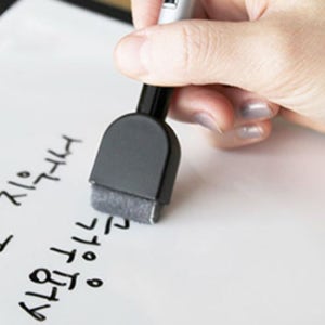 화이트보드 자석 마카펜 지우개 마카 지우개겸용 냉장고 펜 2P 분실방지 일체형 지우개 검정