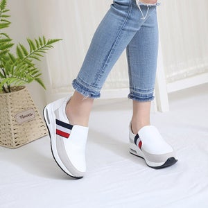 천연가죽 발편한 에어 운동화 키높이 통굽 여성 슬립온