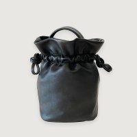 ma.FINESSE STRING BUCKET BAG