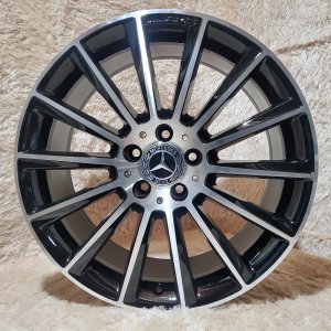 벤츠 C클래스 마차 휠 19인치 AMG 순정휠 정품 한대분 CLA GLA GLB 호환