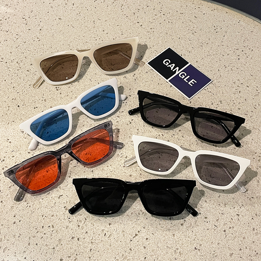 레트로 캣아이 선글라스 가벼운 뿔테 호피 캣츠아이 긱시크 남자 여자 틴트선글라스 자외선차단 색안경