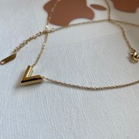 뷔 레터 펜던트 클라쎄 코디 목걸이 necklace 40cm