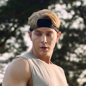 헤어밴드 남자 스포츠 머리띠 운동 헬스 러닝 땀 흡수 여자 넓은 헤드 요가밴드 무지 1+1