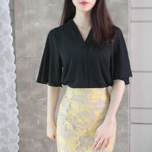 여름 브이넥 블랙 반팔 블라우스