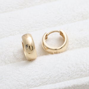 14K 골드 4.5mm 폭 심플 청키 튜브 원터치 링 귀걸이
