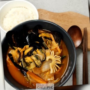 송가네반점 빨간맛 짬뽕탕 중식 밀키트(면 불포함 제품)