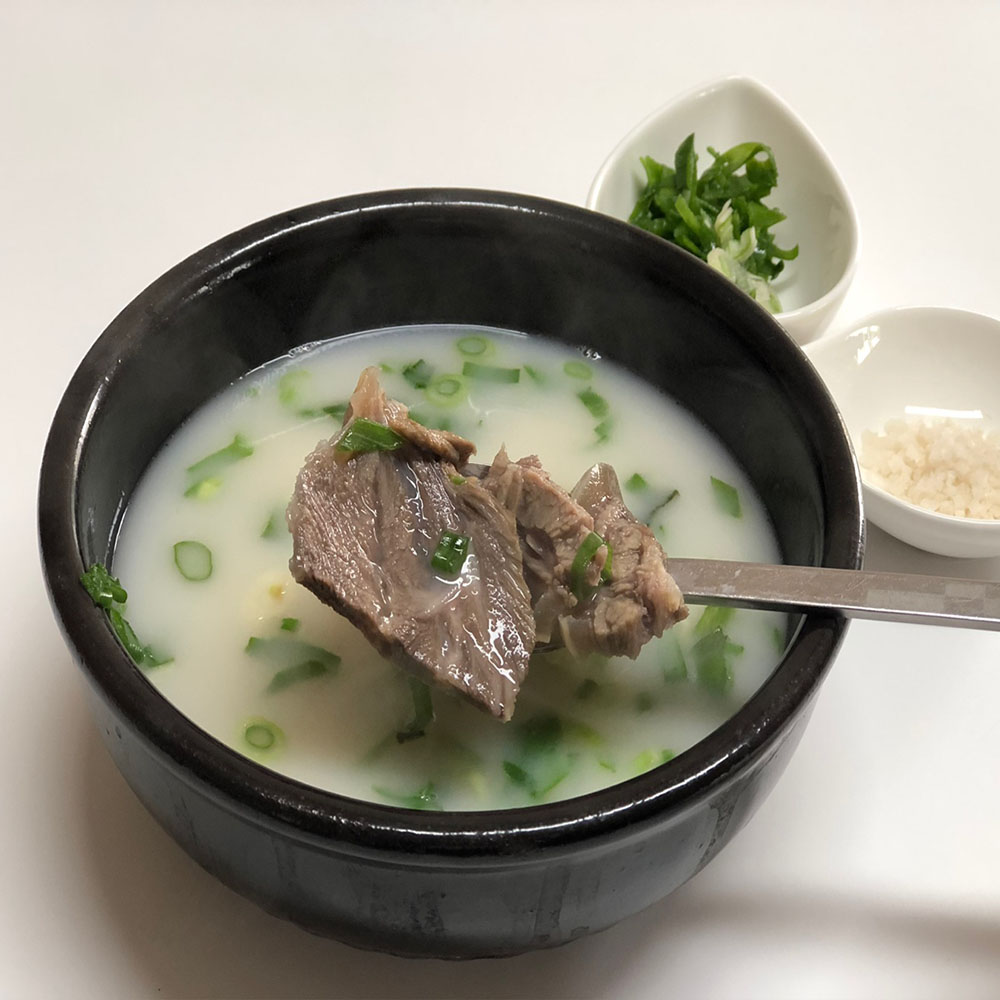 Hanwoo Gomtang (Beef Bone Soup) Jeongjakbul Gomtang approx. 1.4kg, 1 pack