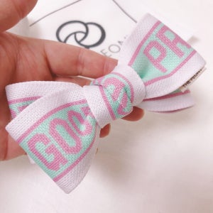 꽃구경 봄나들이 스쿨룩 도톰 볼륨 화이트민트 배색헤어핀