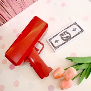 머니건 돈총 용돈 부모님 선물 환갑 이벤트 쏘는 나오는 현금 남편 생일