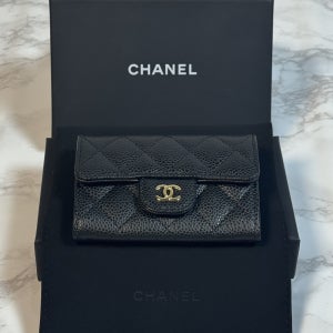 CHANEL 샤넬 클래식 플랩카드지갑 클똑 AP0214