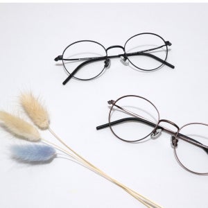 3가지(작은 일반 빅)사이즈의 가벼운 베타티타늄 안경테