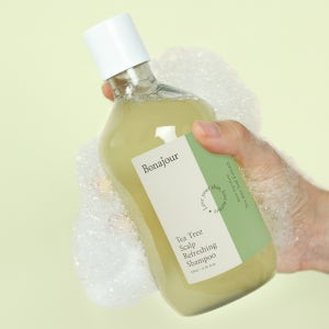 보나쥬르 비건 티트리 스칼프 리프레싱 샴푸 320ml