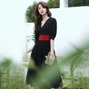 라이트 이브닝 드레스 여성 연회 분위기있는 미니 숏 키작녀 하이엔드 파티 원피스