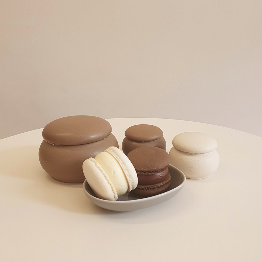 현관 소금 단지