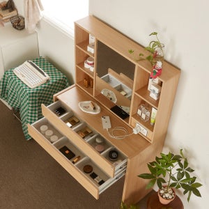 트루베퍼니처 에세이 보니 거울 수납 서랍 화장대 콘센트형