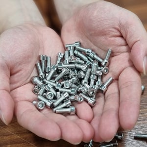 트레벨로 자전거 M5 x 12mm 물통케이지 볼트 나사