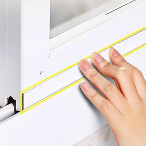 우풍차단 난방비절약 방충망 사이 현관문 고무패킹 방문 창문 틈새막이 흔들림 풍지판