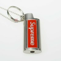 슈프림 라이터 홀스터 목걸이 Supreme Metal Lighter Holster Silver Box Logo New Red [미국직배송]