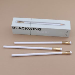 블랙윙 펄 1타 12자루 연필 고급연필 각인 선물 진한심