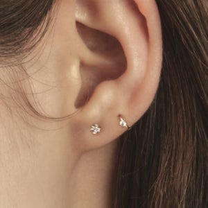 14k 작은 사각 클로버 큐빅 귀걸이 피어싱 2종 귓바퀴 이너컨츠 금 귀걸이