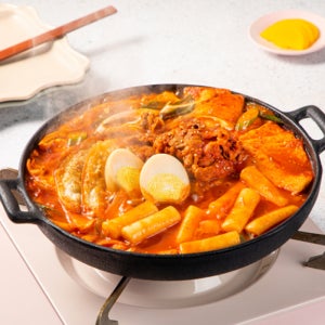 매콤한 우삼겹 즉석 떡볶이 밀키트 (2인분)