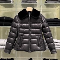 프라다 삼각로고 탈부착 퍼 카라 다운패딩 자켓 블랙 / PRADA TRIANGLE LOGO FUR COLLAR DOWN PADDING JACKET [29O796 F0002]