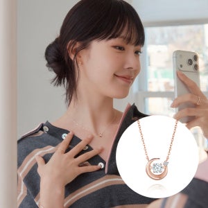 [채원빈 착용][스톤헨지] 14K 로즈골드 댄싱스톤 스텔라 달 목걸이 N0105