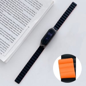 샤오미 미밴드5 호환 투톤컬러 자석 실리콘 시계줄 밴드 스트랩