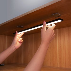 LED 무선 조명 센서등 충전식 옷장 장롱 신발장 휴대용 자석 부착식 블랙 200mm 주백색