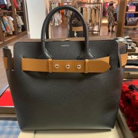 [30%세일] 버버리 Triple Stud Leather Belt Bag