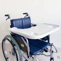 휠체어 식사 받침대 독서대 환자휠체어 식사