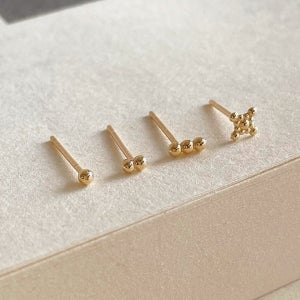 10k 쁘띠 볼 귀걸이 4종 기본 1.5mm 볼 귀걸이 귓바퀴 트라거스