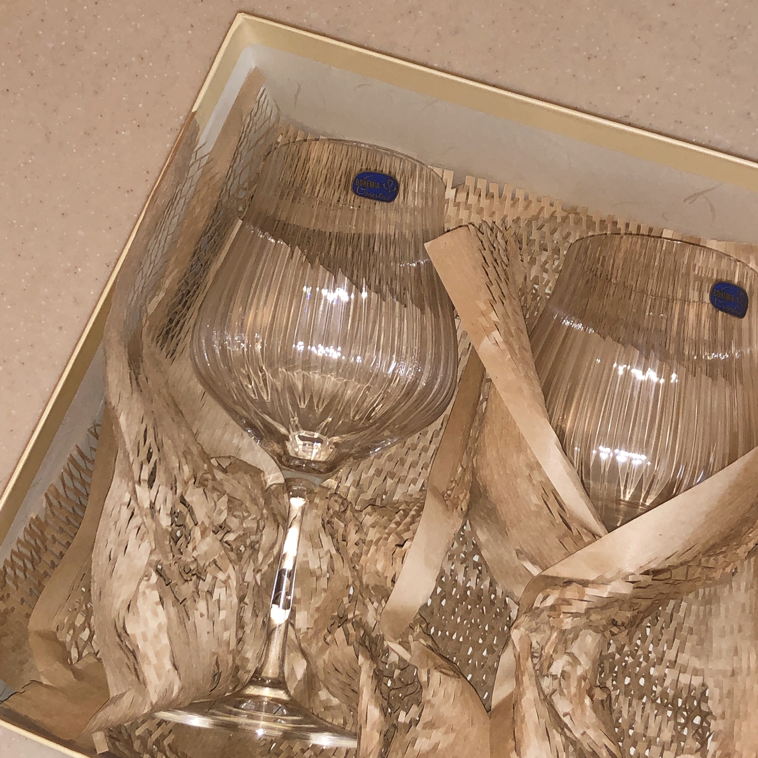 보헤미아 크리스탈 플리츠 600ml 2잔 와인잔세트 집들이 선물