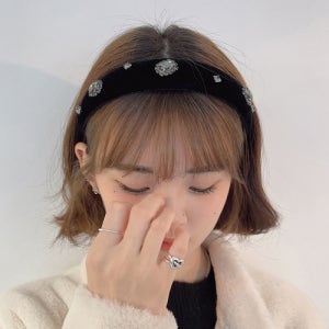언발 큐빅스톤 벨벳 보석 명품 고급 머리띠 겨울헤어밴드