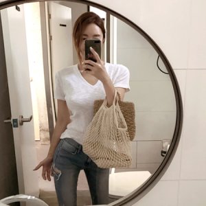 [MADE] 프린 반팔브이넥 TEE 자체제작 여름티셔츠 슬림핏 밀착 레이어드 데일리룩