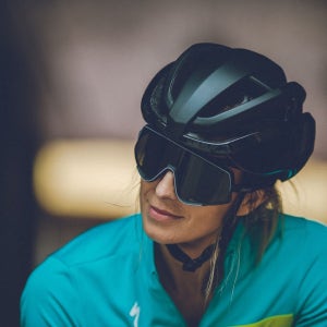 홍진 HJC 아이벡스 2.0 매트 글로시 화이트 로드 에어로 자전거 인라인 헬멧