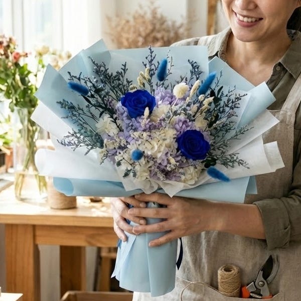 드라이플라워 프리저브드플라워 기념일 여자친구 졸업식 꽃다발 선물 파랑장미수국미니에센셜