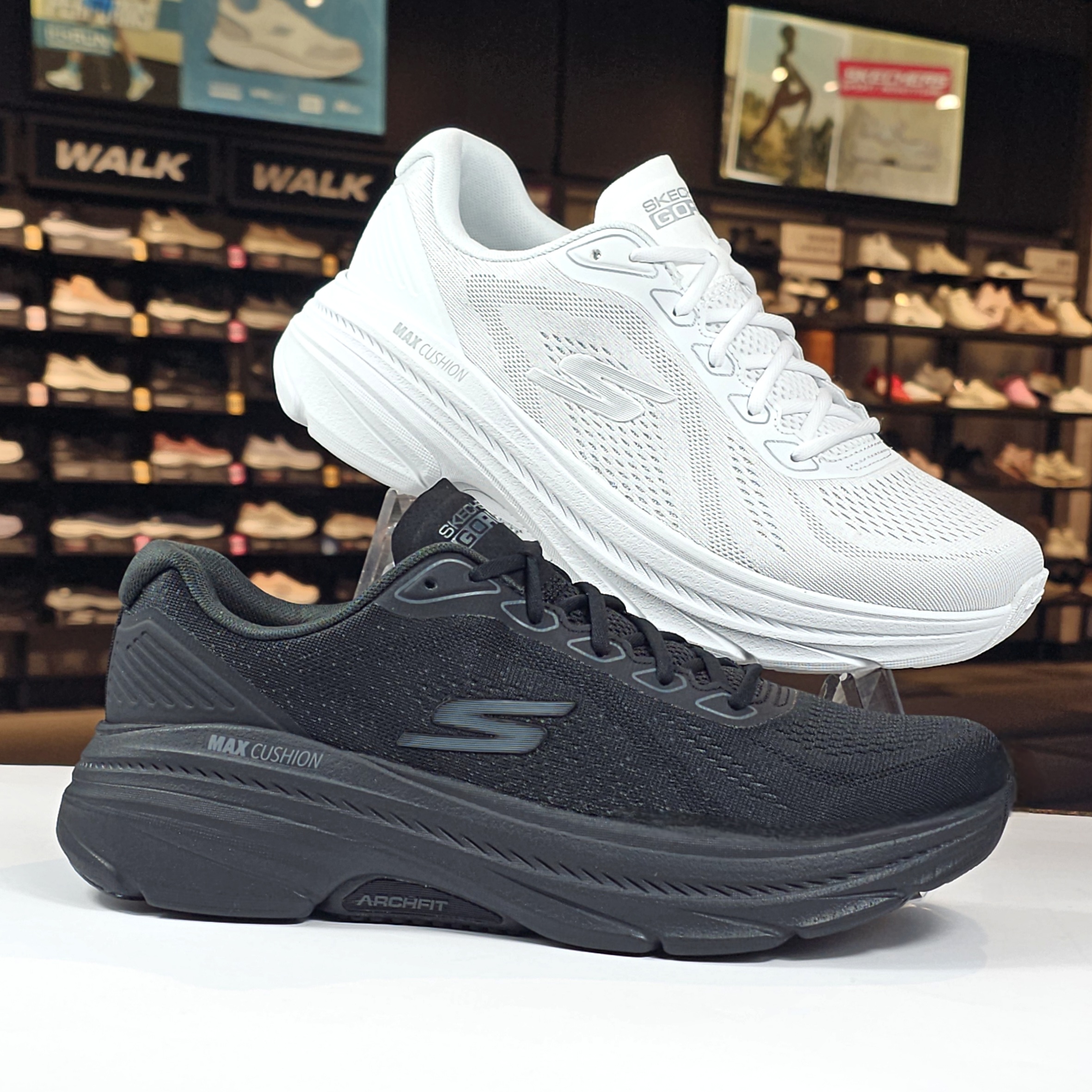 스케쳐스 남성 <b>맥스</b>쿠셔닝 아치핏 2.0 SP0ＭRCFX041