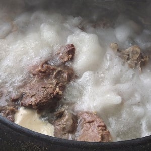 [나을] 한우사골육수 (설렁탕택배 한우사골 진국 육수 사태 소머리 도가니 곰탕 나을설렁탕)