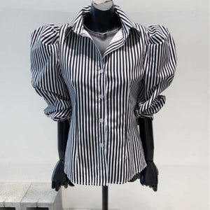 [2시이전 / 오늘출발가능] 줄지 어깨패드 셔링 퍼프셔츠