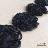 [기본2개]빅사이즈 블랙 로즈와펜 꽃모티브 DIY옷리폼 의류부자재 꽃장식 브로치재료