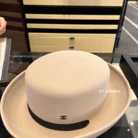 샤넬 베이지 리본끈 페도라 모자 CHANEL BEIGE RIBBON FEDORA HAT