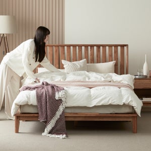 [무료배송] 루버린 평상형 참죽나무 원목 퀸 침대 프레임 + IVY 매트리스