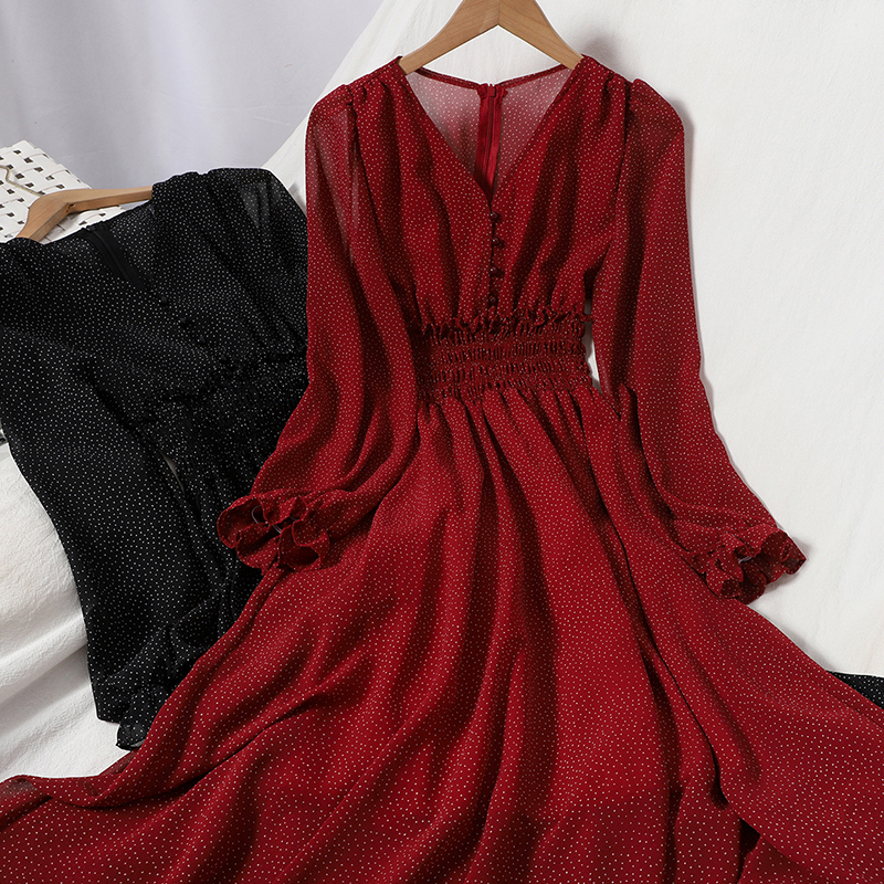 가을 패션 밴딩 목이버섯 날씬하고 작은 도트 원피스 단추 V넥 쉬폰 롱스커트
