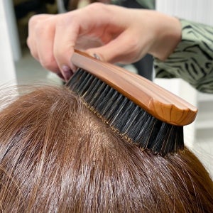 민감한 두피를 생각하는 착한 돈모 브러쉬
