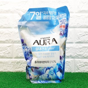 아우라 실내건조 초고농축 섬유유연제 홀리데이판타지 리필 1.7L