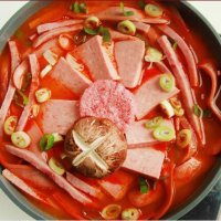 부대찌개밀키트 택배 소시지 햄 마라부대찌개 2팩