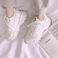 나이키 TC7900 써밋 화이트 크림 베이지 쿠키앤크림 키높이 어글리 스니커즈 운동화