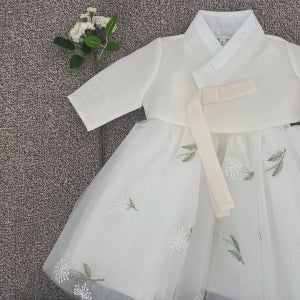 백일 한복 대여/아기 한복 여아 [화이트 리프] 서비스 장신구 풀세트