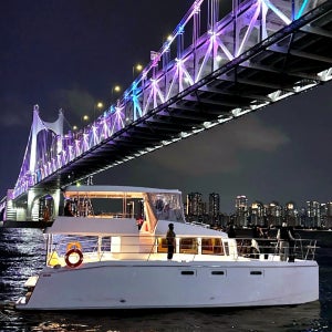 부산요트투어 25명만 탑승 해운대 광안리 더베이101 야경 폭죽 드론쇼 소인 주간 예약